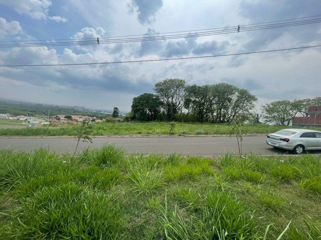 Terreno em Condomínio à venda no Canadá Residencial, no bairro Ondas em Piracicaba - SP