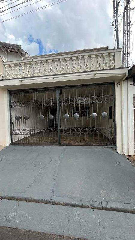 Casa para alugar, 3 quartos, sendo 1 suíte, 2 vagas, no bairro Nova América em Piracicaba - SP