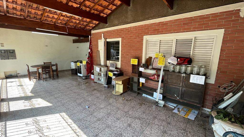 Casa para alugar, 4 quartos, 3 vagas, no bairro Vila Rezende em Piracicaba - SP