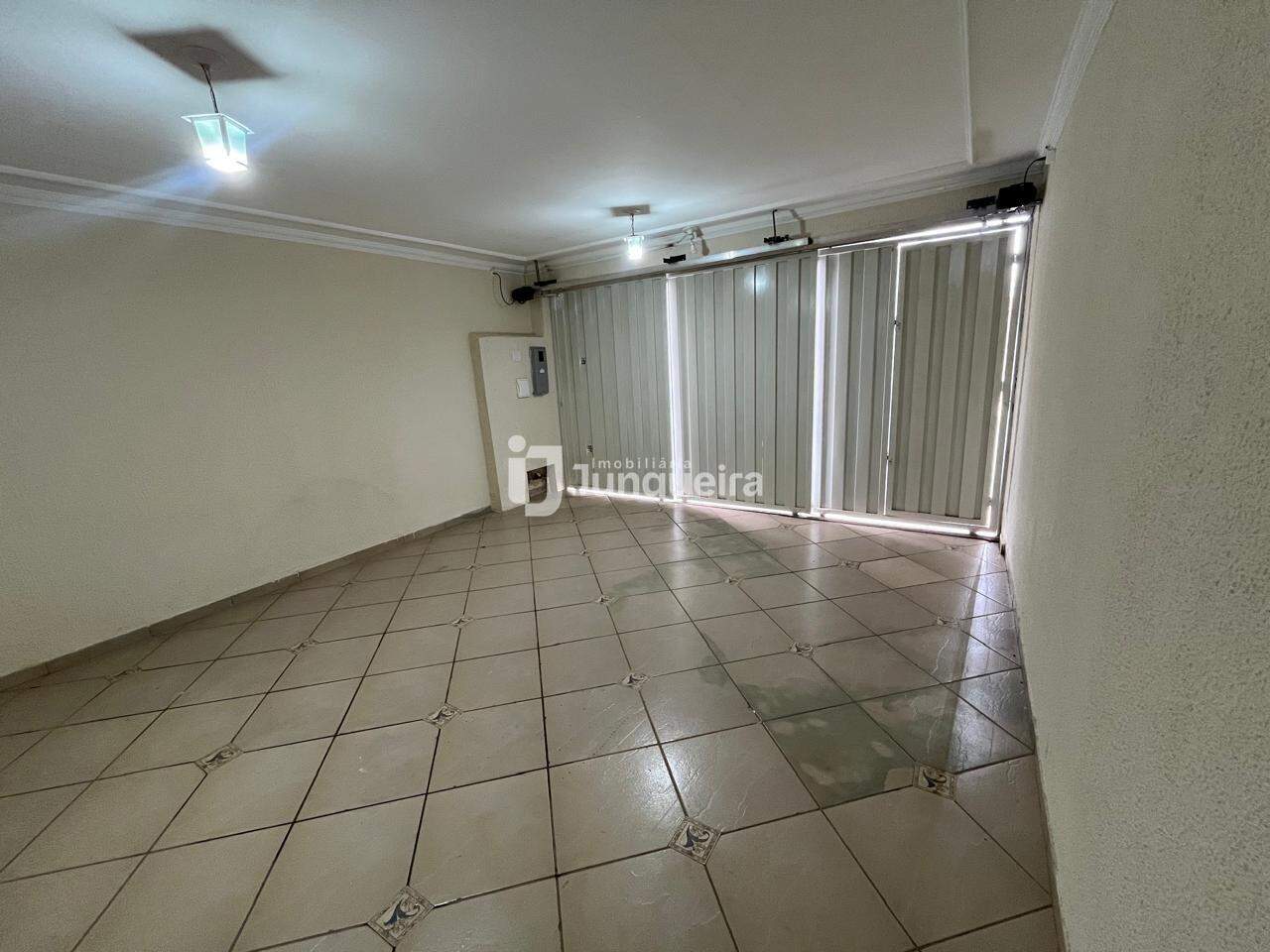 Casa para alugar, 4 quartos, 2 vagas, no bairro Piracicamirim em Piracicaba - SP