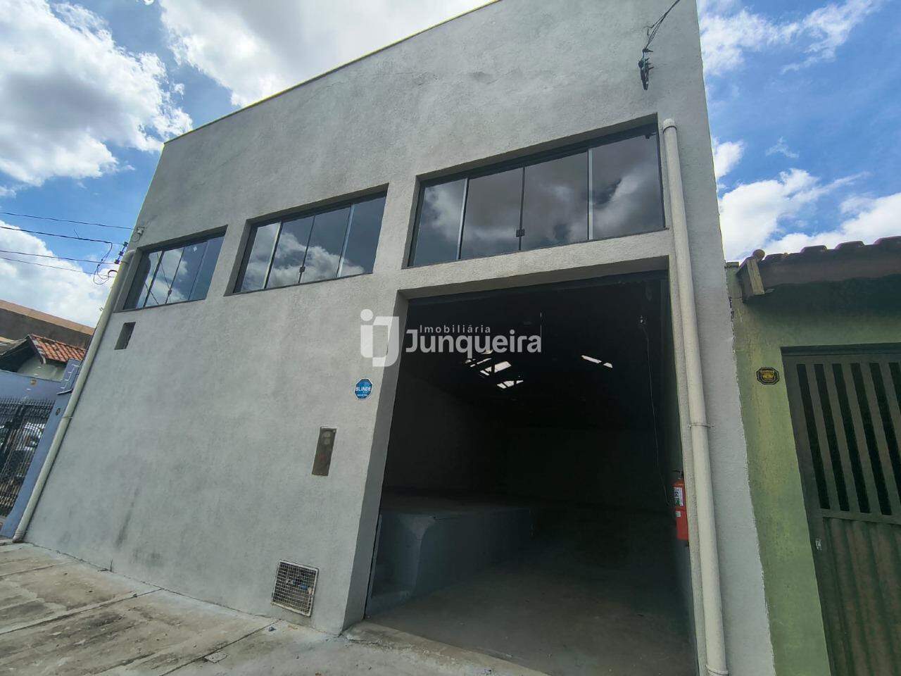 Galpão para alugar, no bairro Castelinho em Piracicaba - SP
