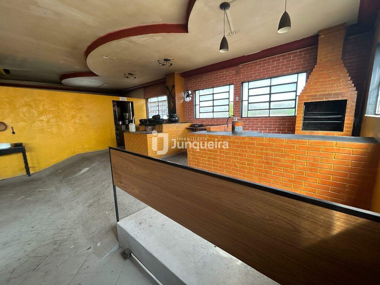 Prédio Comercial à venda, no bairro Paulicéia em Piracicaba - SP