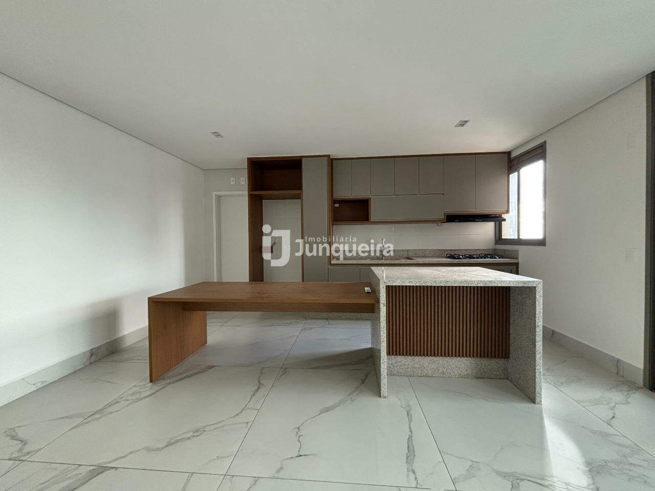 Apartamento para alugar no The Gardens Residencial, 3 quartos, sendo 3 suítes, 3 vagas, no bairro Jardim Elite em Piracicaba - SP