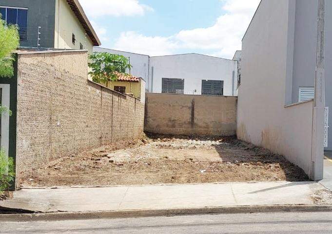 Terreno à venda, no bairro Parque Conceição I em Piracicaba - SP