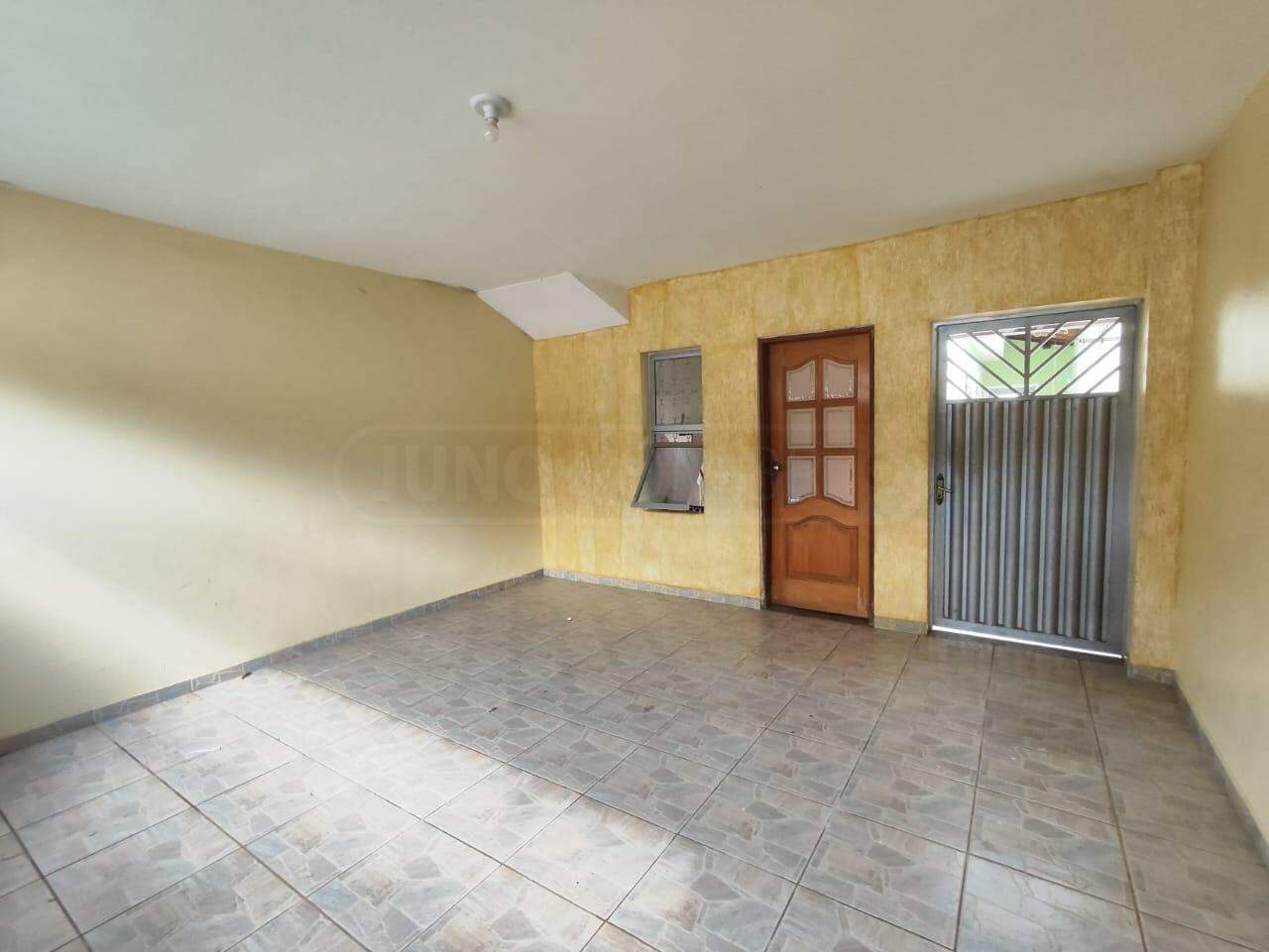 Casa à venda, 4 quartos, 2 vagas, no bairro Conjunto Residencial Vitório Cezarino em Rio das Pedras - SP