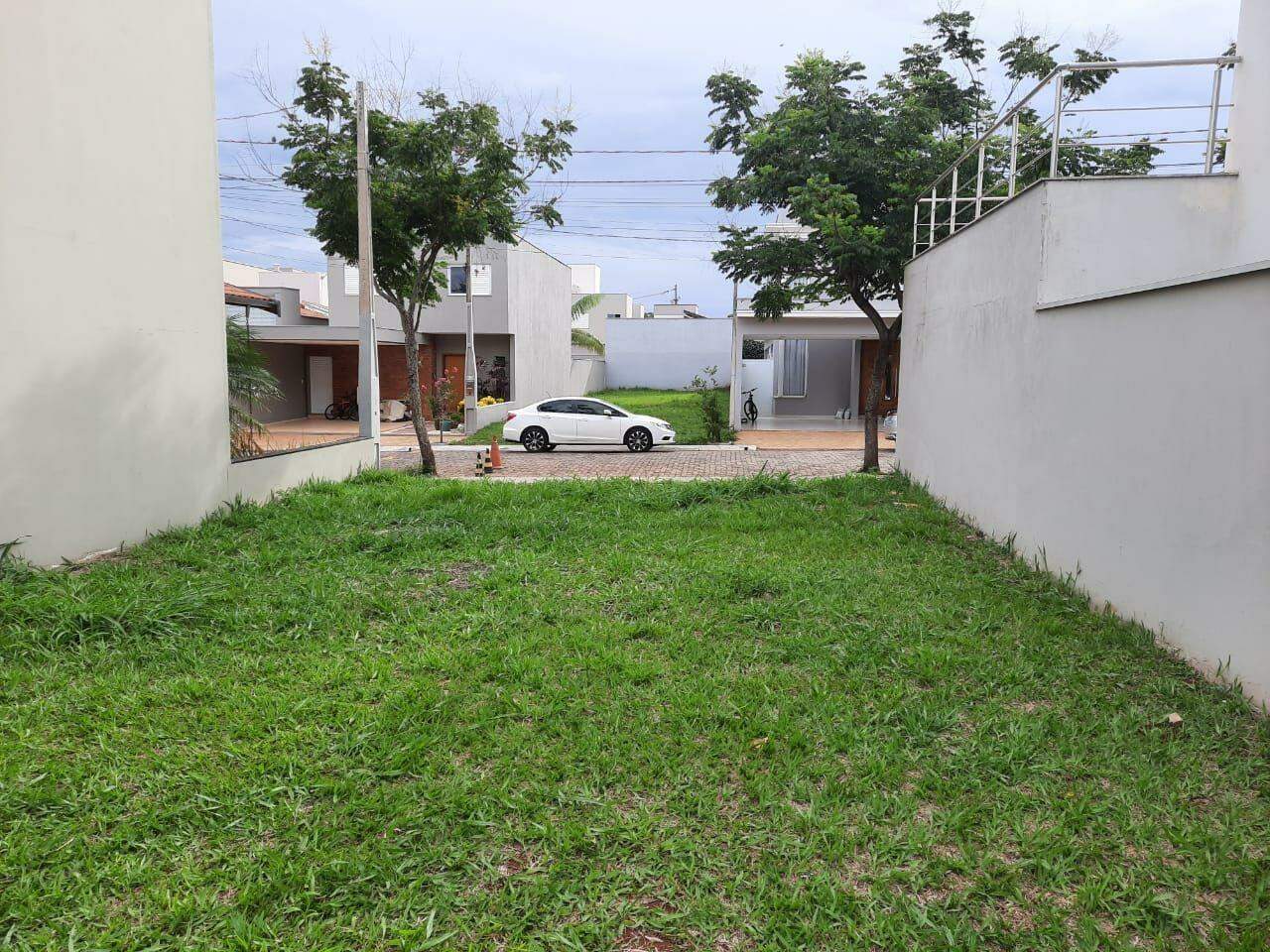 Terreno em Condomínio à venda no Convivio São Francisco, no bairro Loteamento São Francisco em Piracicaba - SP