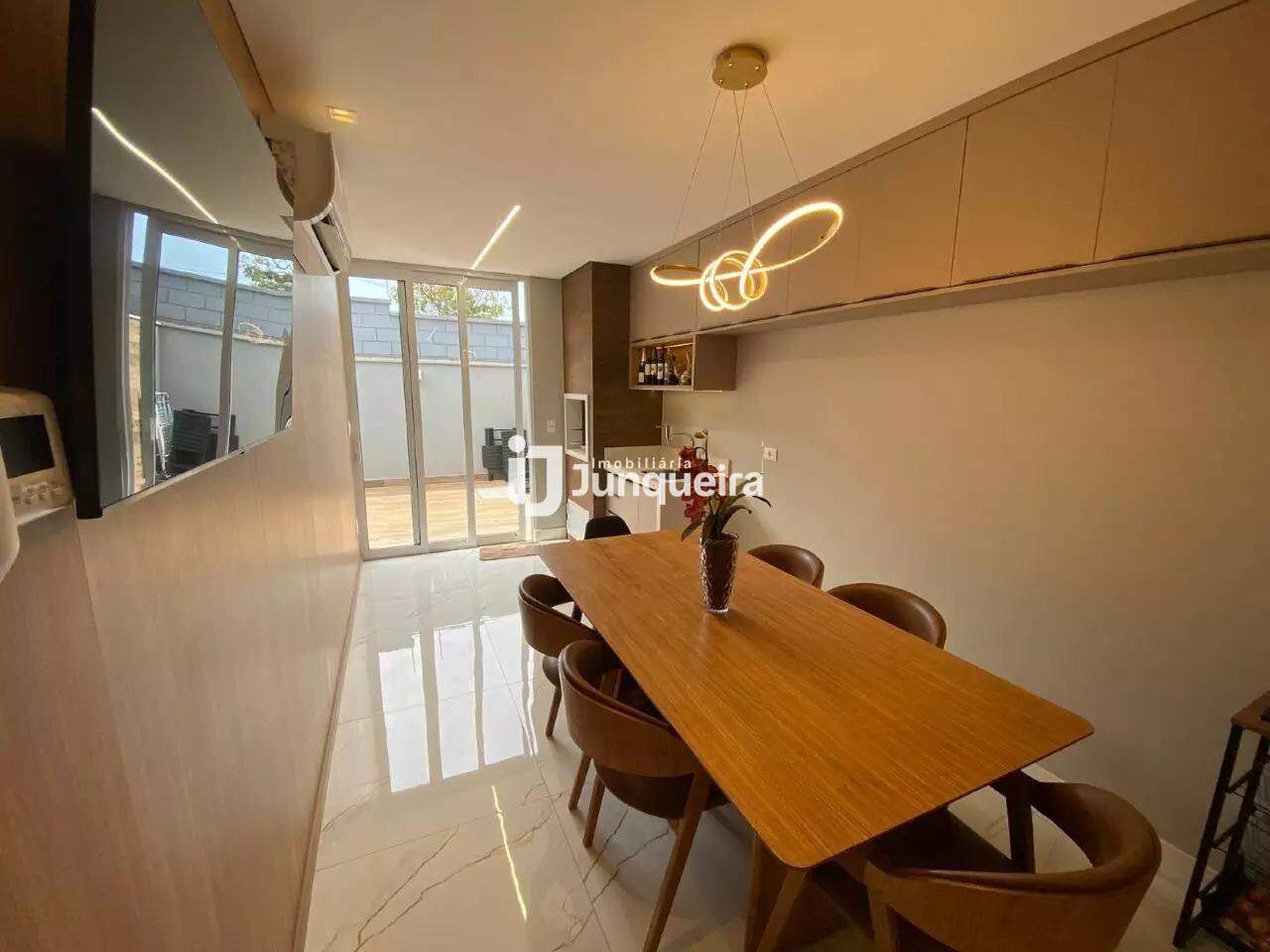 Casa em Condomínio à venda no Mônaco, 3 quartos, sendo 1 suíte, 4 vagas, no bairro Mônaco  em Piracicaba - SP