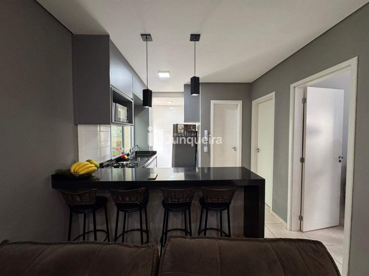 Apartamento à venda no Villagio Girassol, 2 quartos, 1 vaga, no bairro Santa Terezinha em Piracicaba - SP