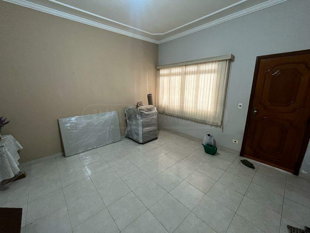 Casa para alugar, 4 quartos, sendo 1 suíte, 2 vagas, no bairro São Judas em Piracicaba - SP