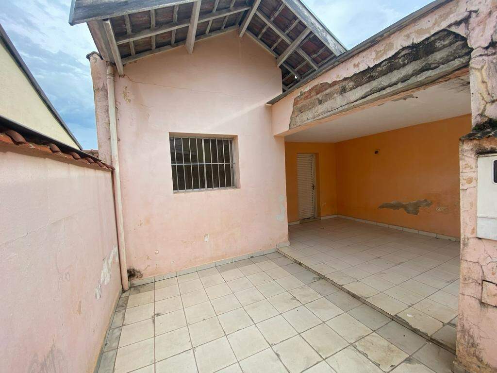 Casa à venda, 2 quartos, 1 vaga, no bairro São Luiz em Piracicaba - SP