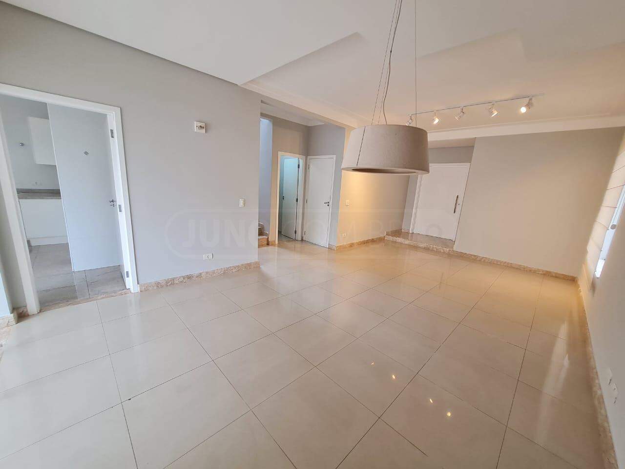 Casa para alugar, 4 quartos, sendo 2 suítes, 4 vagas, no bairro Terras de Piracicaba III em Piracicaba - SP