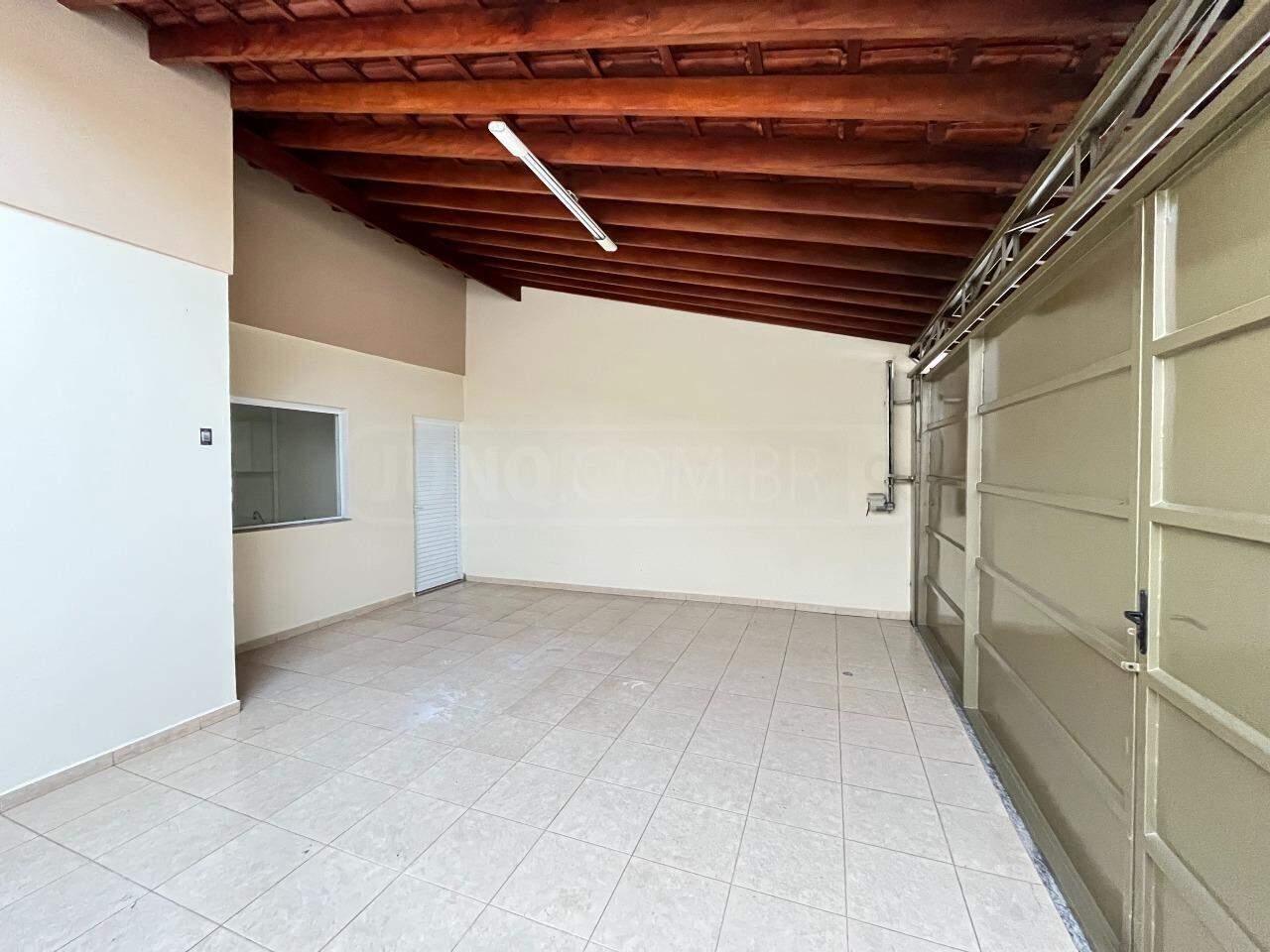 Casa à venda, 3 quartos, sendo 1 suíte, 2 vagas, no bairro Residencial Portal da Água Branca em Piracicaba - SP