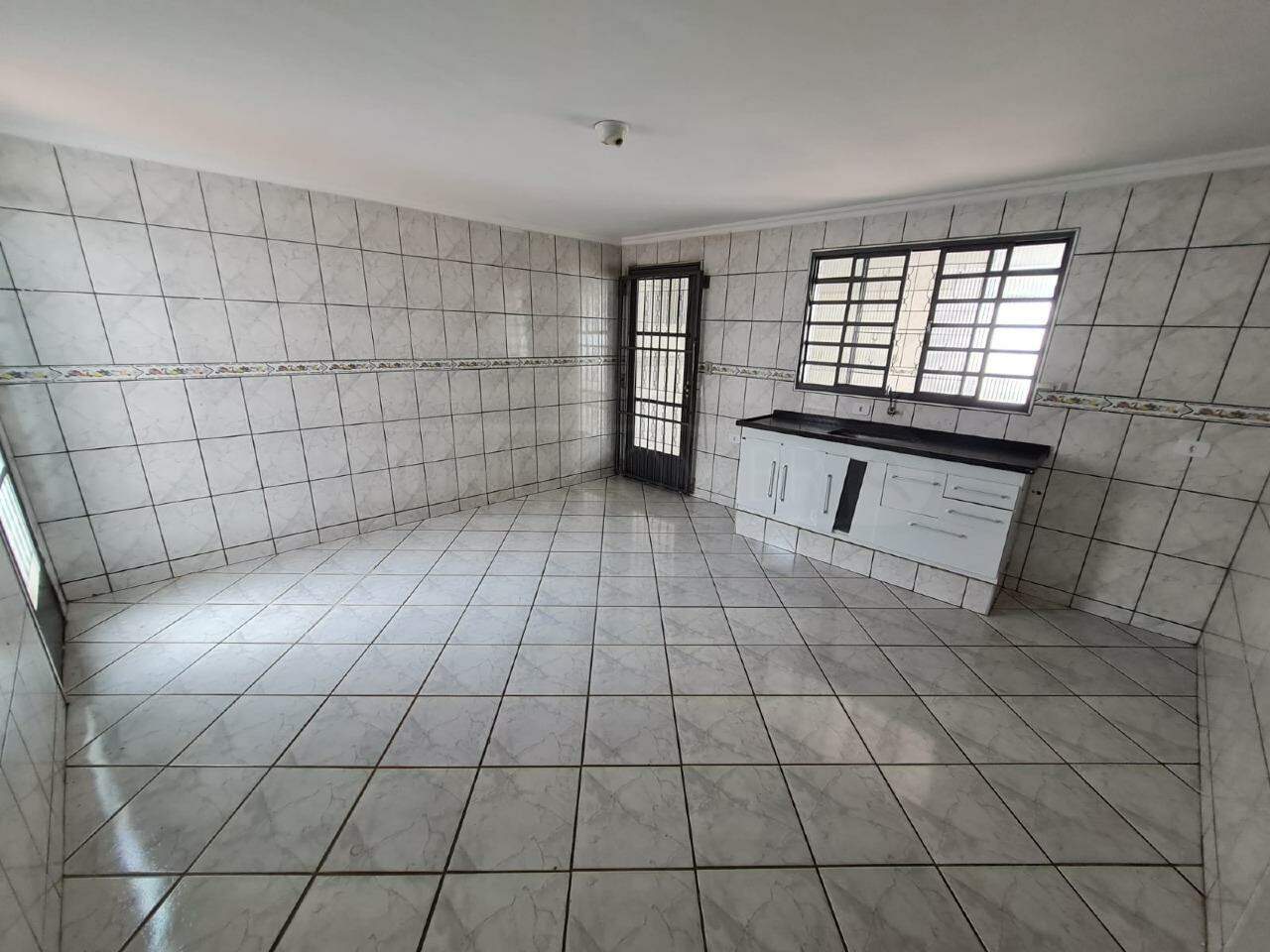 Casa para alugar, 3 quartos, 2 vagas, no bairro Jardim Ibirapuera em Piracicaba - SP