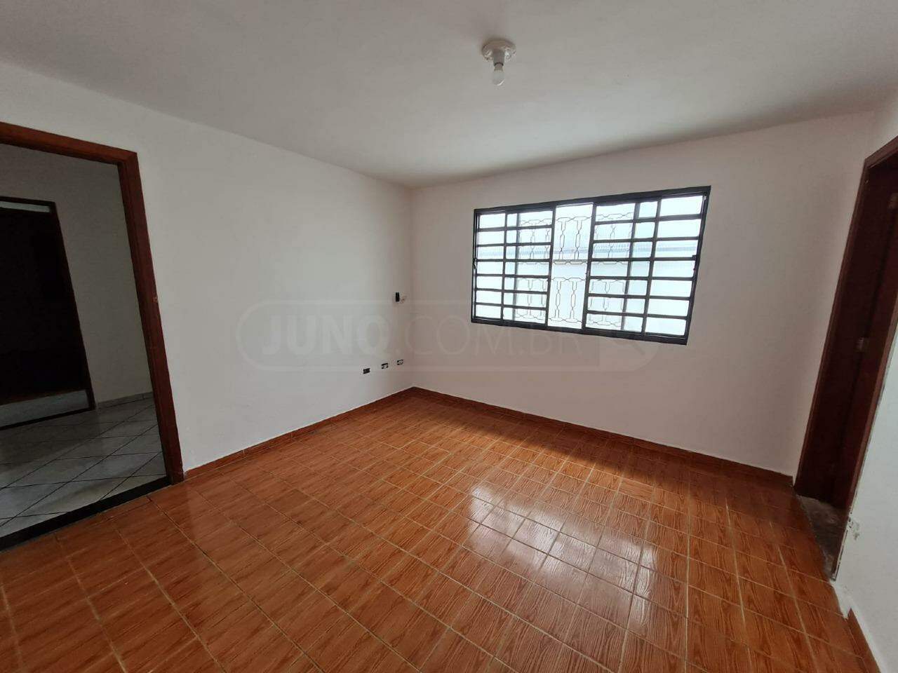 Casa para alugar, 3 quartos, 2 vagas, no bairro Jardim Ibirapuera em Piracicaba - SP
