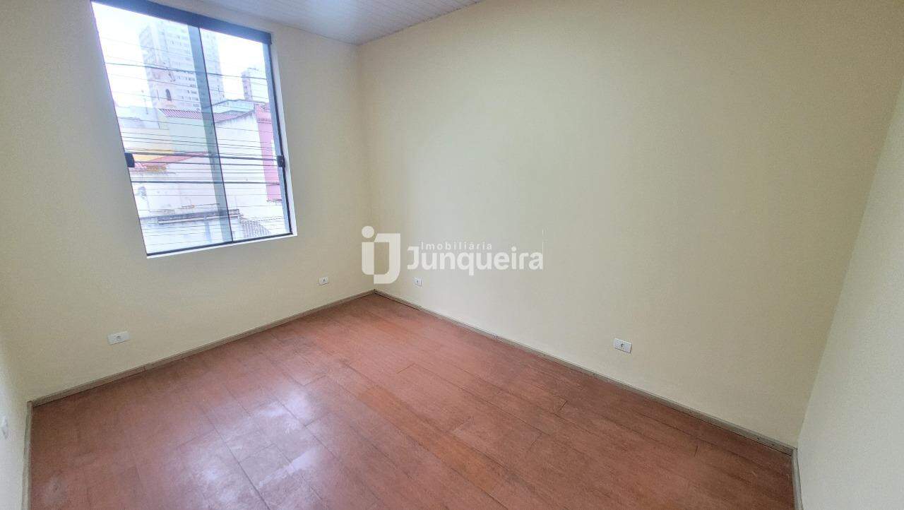 Casa para alugar, 3 quartos, no bairro Centro em Piracicaba - SP