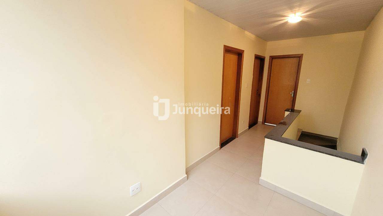 Casa para alugar, 3 quartos, no bairro Centro em Piracicaba - SP