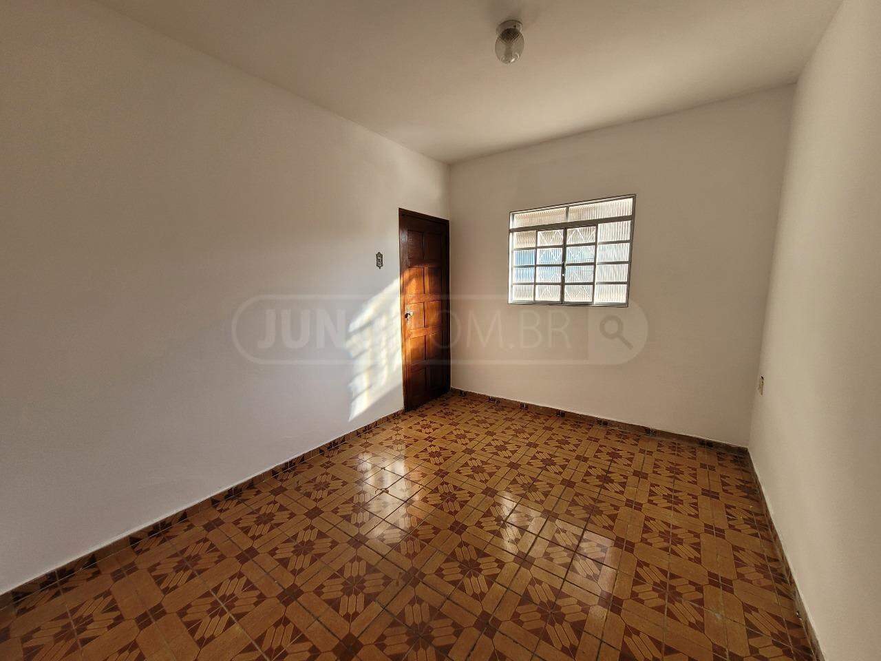 Casa à venda, 3 quartos, sendo 1 suíte, 4 vagas, no bairro Morumbi em Piracicaba - SP