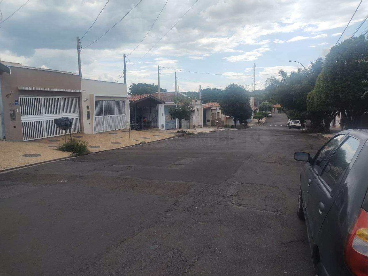 Casa à venda, 2 quartos, 3 vagas, no bairro Nhô Quim em Piracicaba - SP