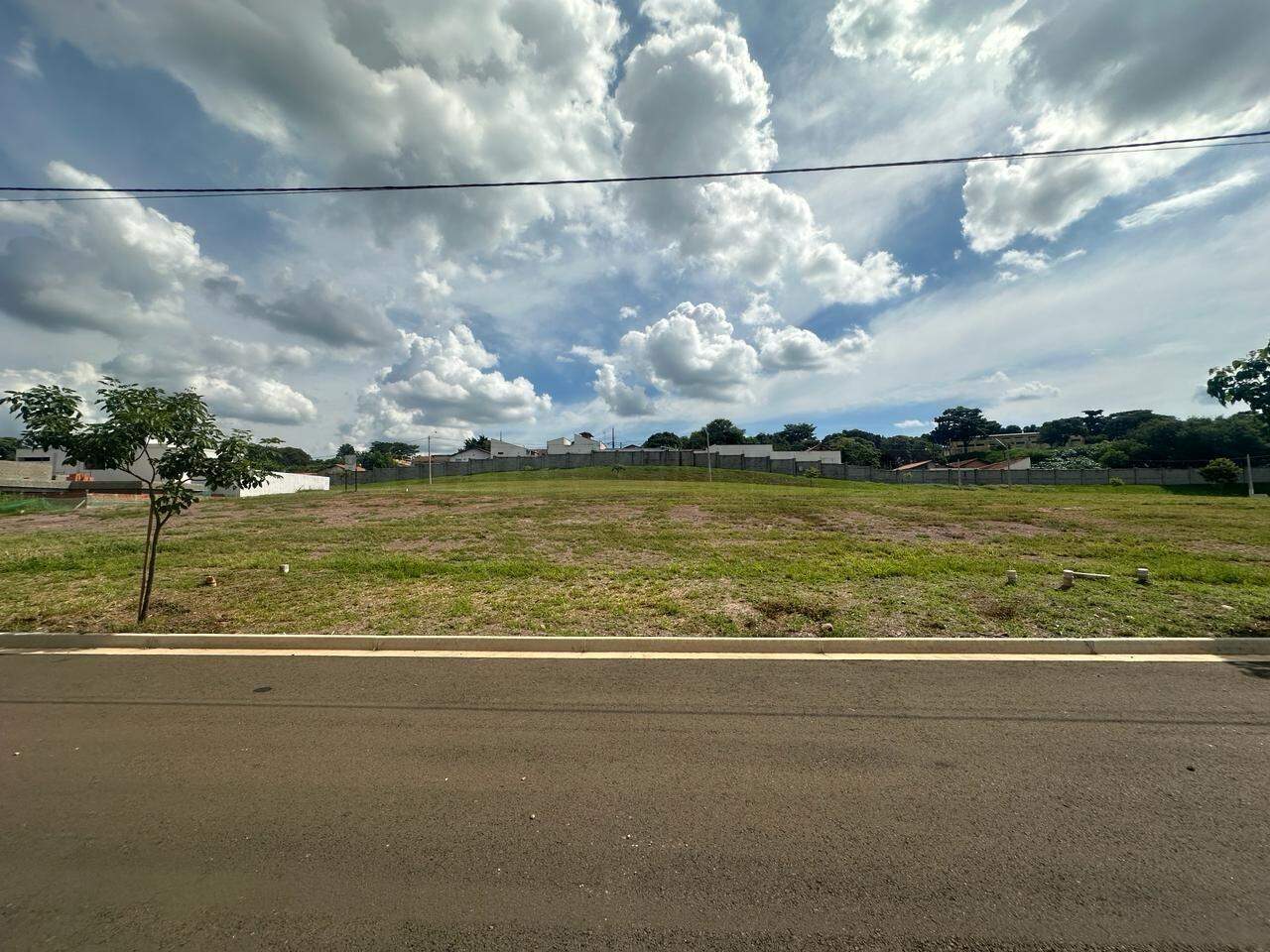 Terreno em Condomínio à venda no Damha II , no bairro Bongue em Piracicaba - SP