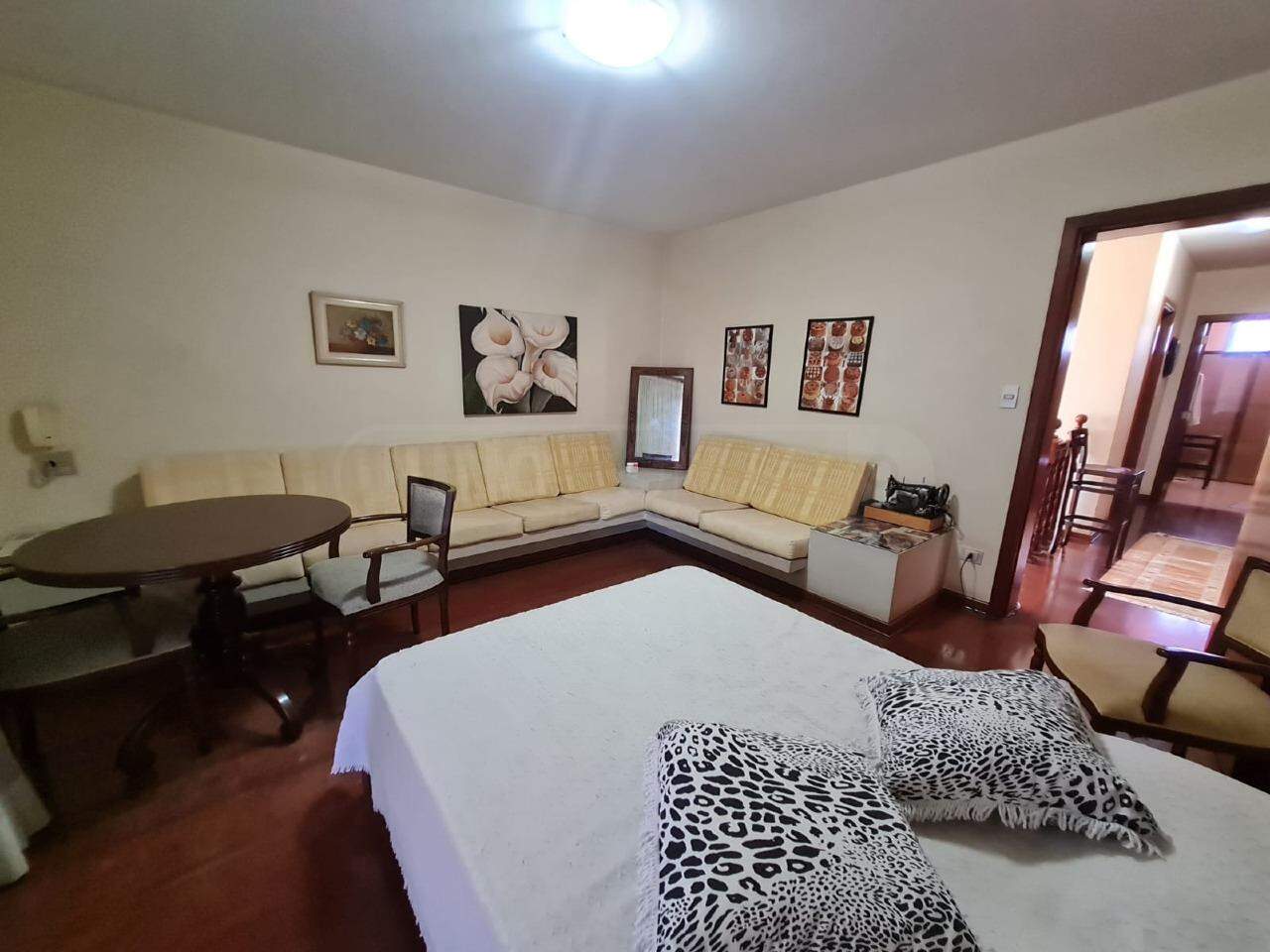 Casa à venda, 4 quartos, sendo 1 suíte, 4 vagas, no bairro Nova Piracicaba em Piracicaba - SP