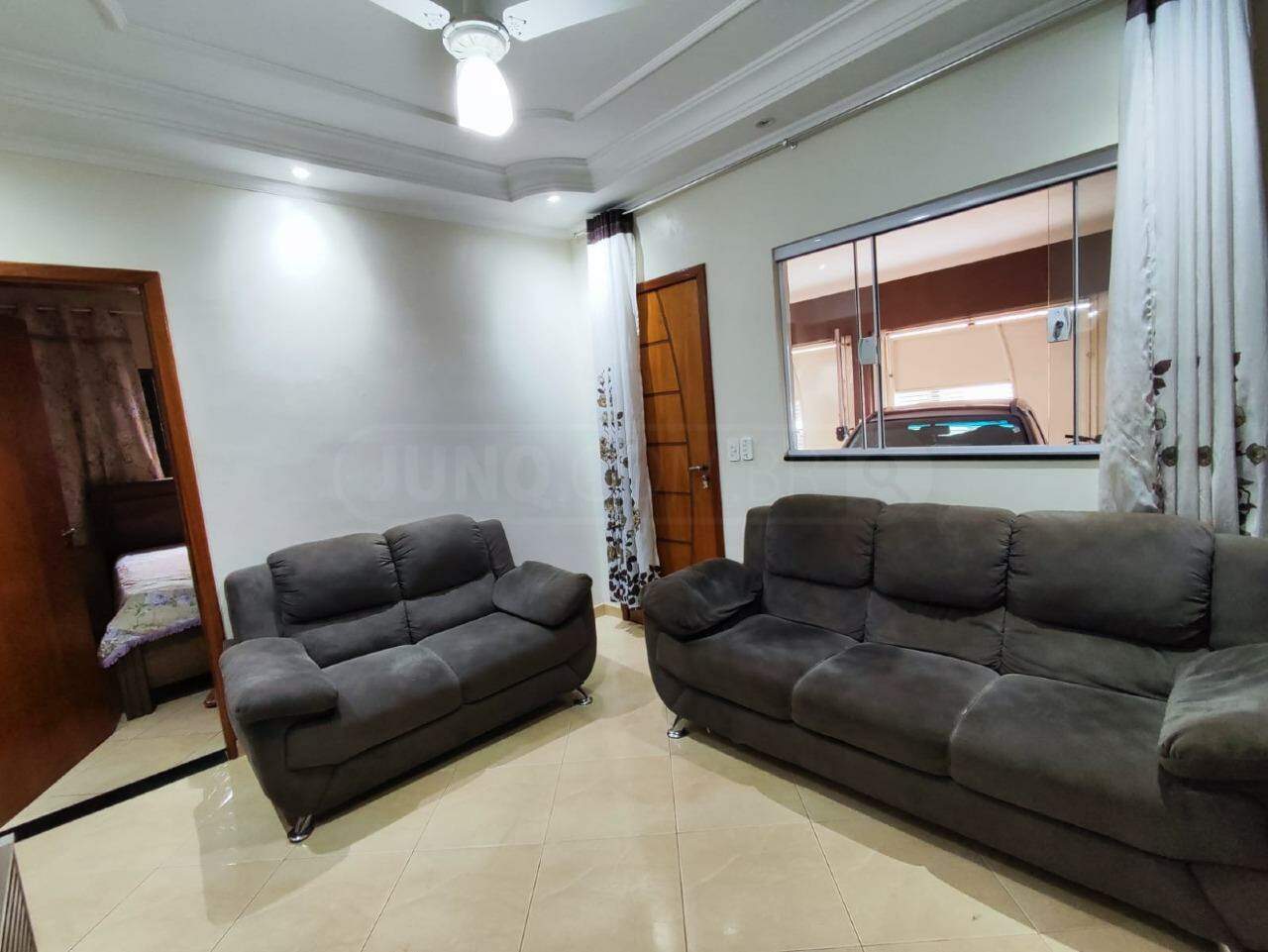 Casa à venda, 3 quartos, 3 vagas, no bairro Residencial Bom Jardim em Rio das Pedras - SP