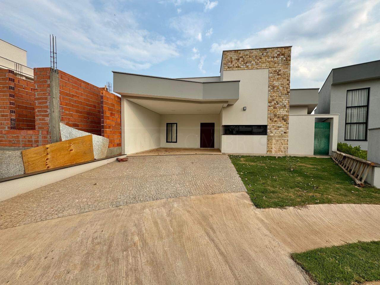 Casa em Condomínio à venda no Park Unimep Taquaral, 3 quartos, sendo 2 suítes, 4 vagas, no bairro Taquaral em Piracicaba - SP