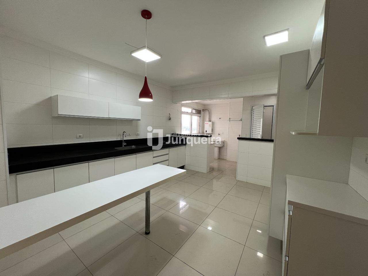 Apartamento para alugar no Maison Classic, 3 quartos, sendo 1 suíte, 3 vagas, no bairro Vila Monteiro em Piracicaba - SP