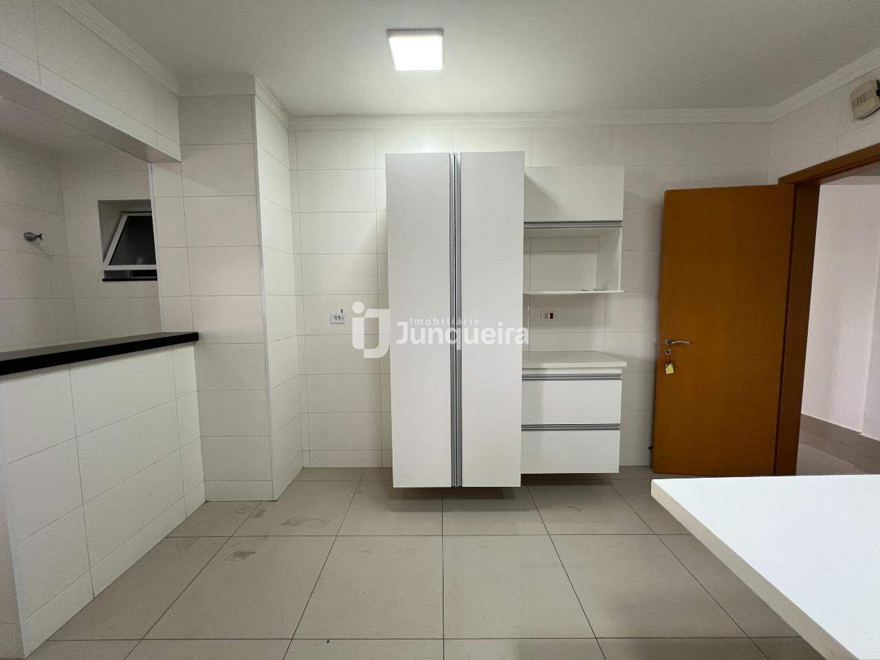 Apartamento para alugar no Maison Classic, 3 quartos, sendo 1 suíte, 3 vagas, no bairro Vila Monteiro em Piracicaba - SP