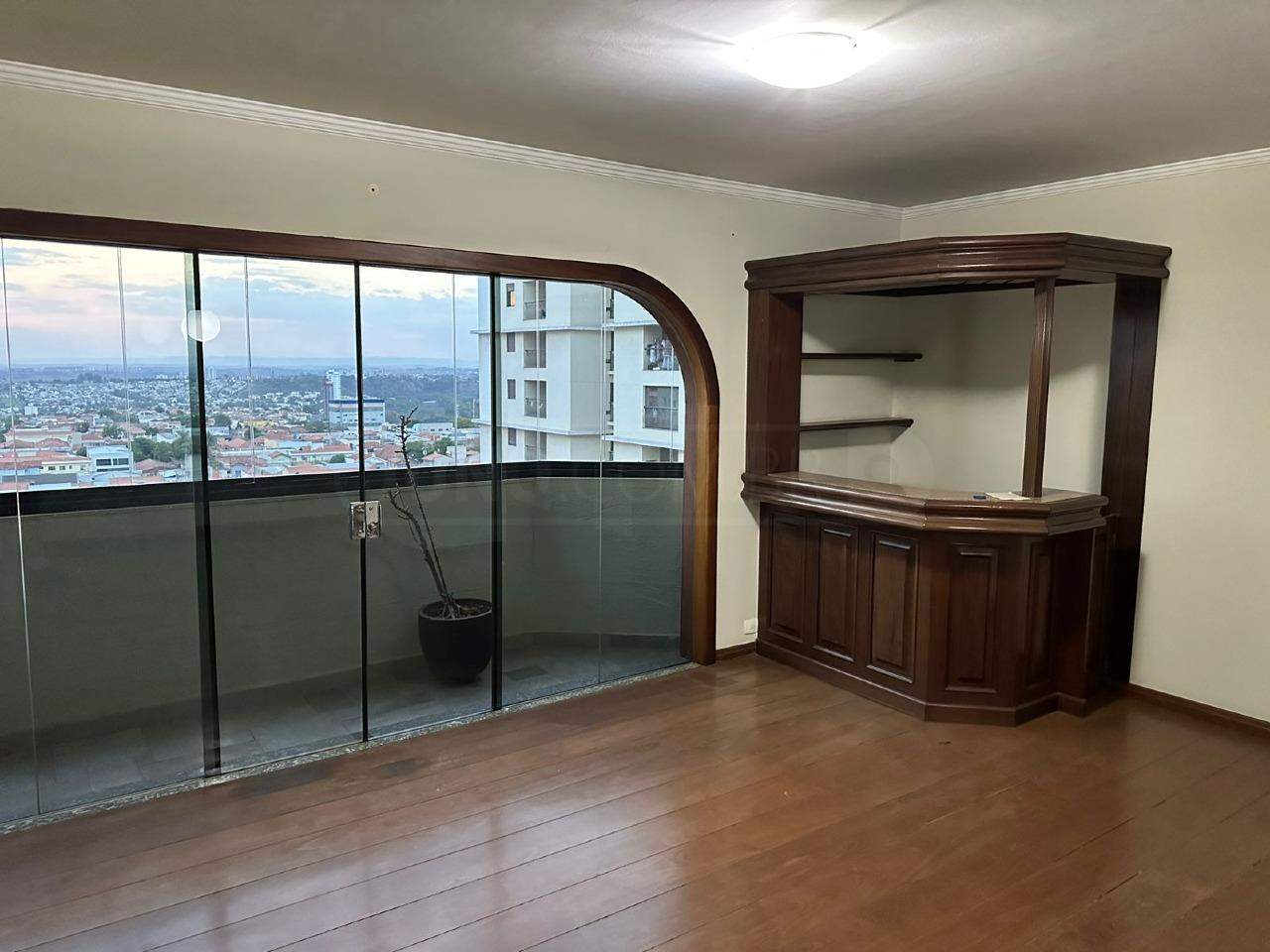 Apartamento à venda no  Edifício Paschoal Antônio Ribeiro, 3 quartos, sendo 1 suíte, 1 vaga, no bairro Paulista em Piracicaba - SP