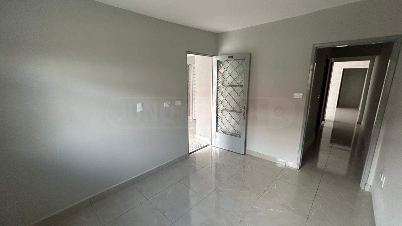 Casa para alugar, 2 quartos, 1 vaga, no bairro Santa Terezinha em Piracicaba - SP