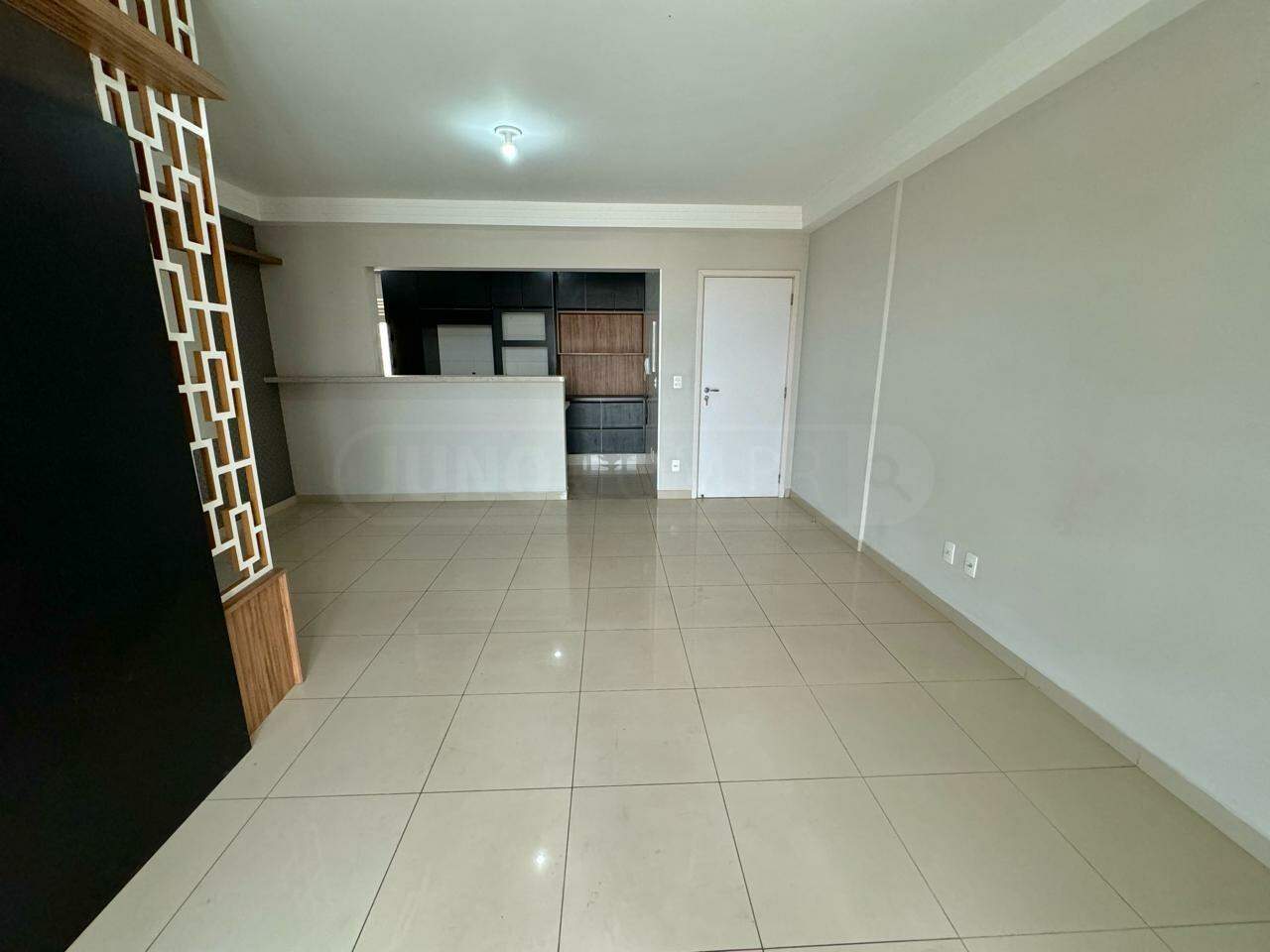 Apartamento à venda no Saint Louis, 3 quartos, sendo 1 suíte, 2 vagas, no bairro Vila Rezende em Piracicaba - SP