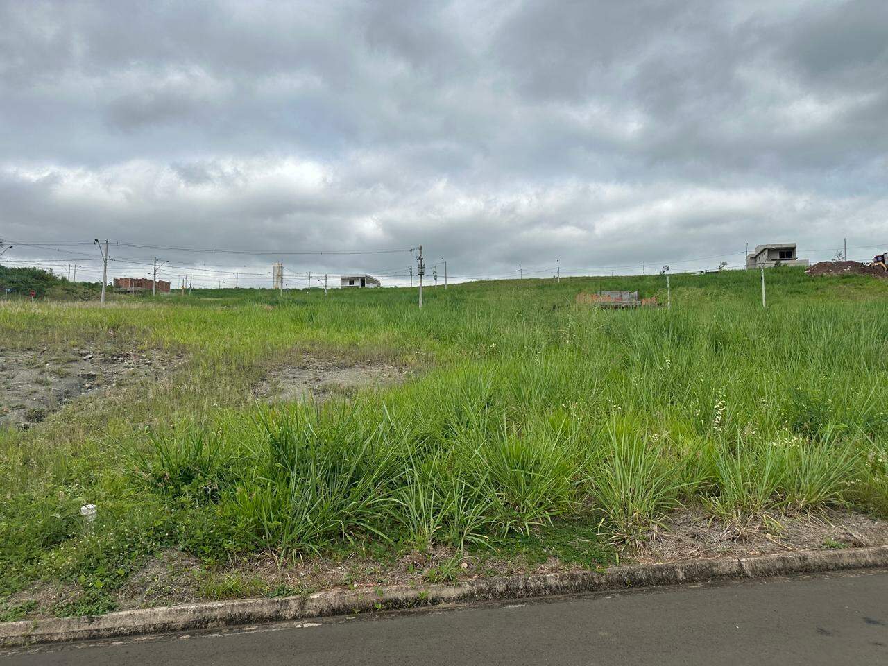 Terreno em Condomínio à venda no Canadá Residencial, no bairro Jardim São Francisco em Piracicaba - SP