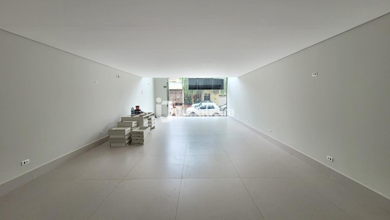 Salão para alugar, no bairro Centro em Piracicaba - SP