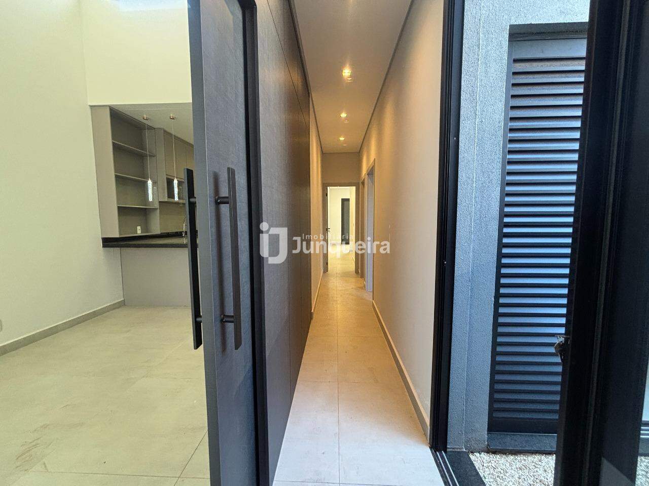 Casa em Condomínio à venda no Recanto Piracicamirim, 3 quartos, sendo 1 suíte, 4 vagas, no bairro Recanto Piracicamirim em Piracicaba - SP