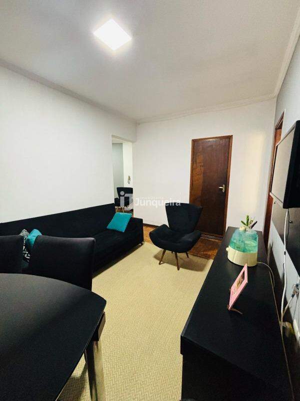 Apartamento à venda no Rita Holland, 2 quartos, no bairro Centro em Piracicaba - SP