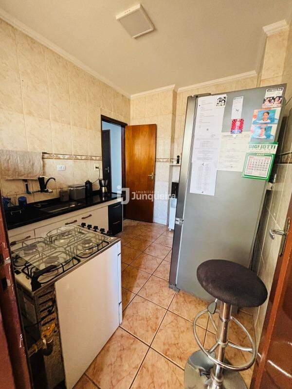 Apartamento à venda no Rita Holland, 2 quartos, no bairro Centro em Piracicaba - SP