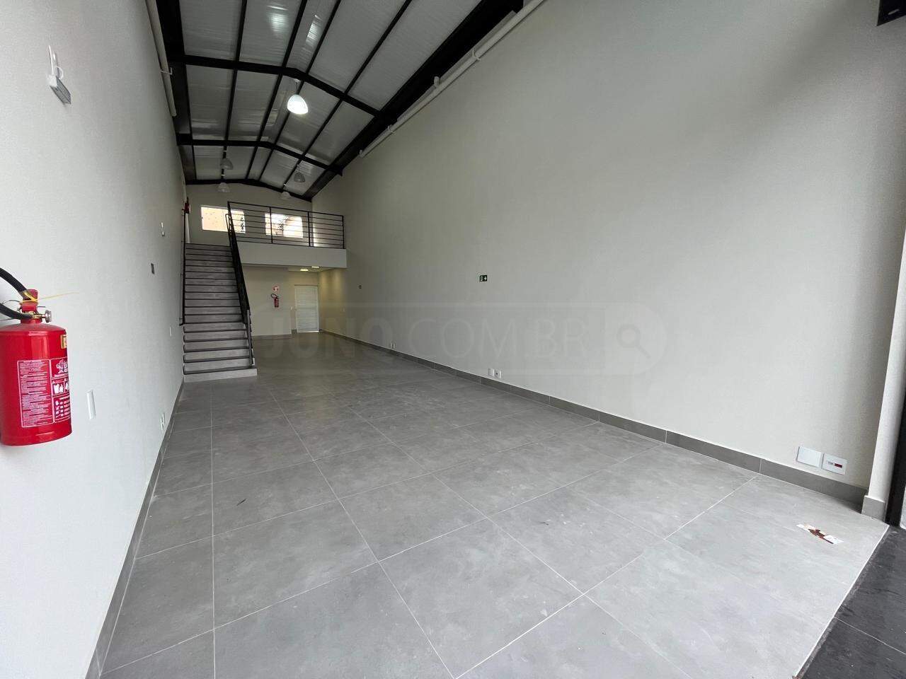 Salão para alugar, 2 vagas, no bairro Morumbi em Piracicaba - SP