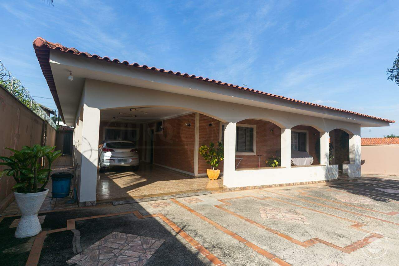 Casa à venda, 5 quartos, sendo 3 suítes, 2 vagas, no bairro Gran Park Residencial em Piracicaba - SP