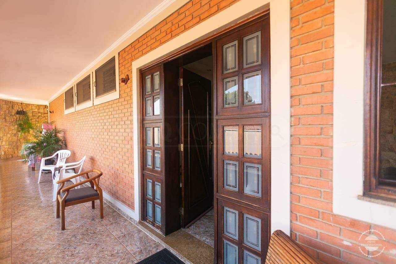 Casa à venda, 5 quartos, sendo 3 suítes, 2 vagas, no bairro Gran Park em Piracicaba - SP