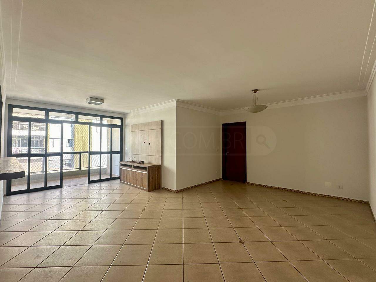 Apartamento à venda no Residencial Paineiras, 3 quartos, sendo 1 suíte, 2 vagas, no bairro Jardim Elite em Piracicaba - SP