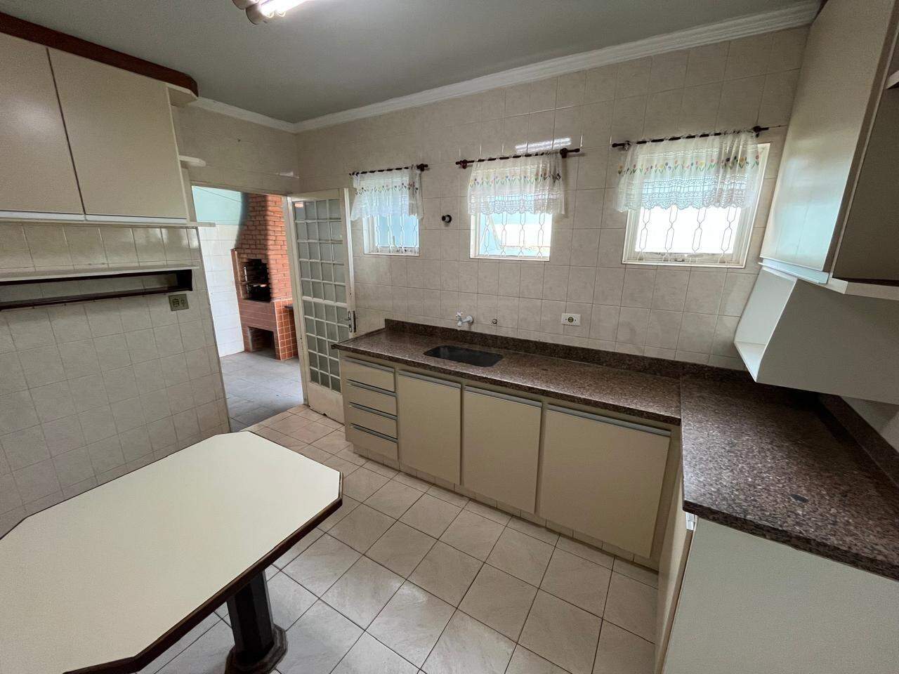 Casa Comercial à venda, 5 quartos, no bairro Morumbi em Piracicaba - SP