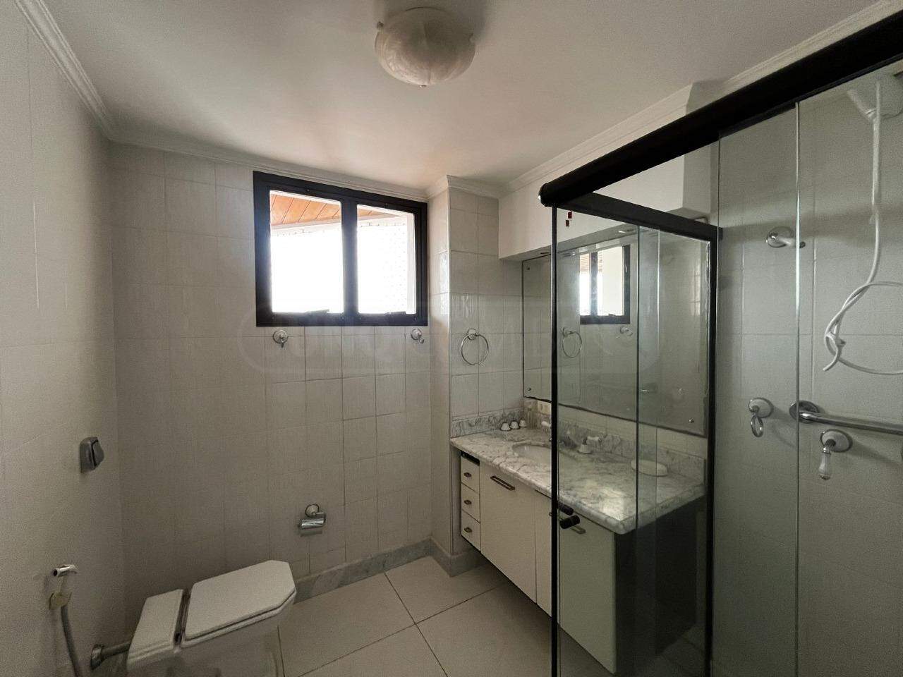 Apartamento à venda no Edifício Mônaco, 3 quartos, sendo 3 suítes, 3 vagas, no bairro São Dimas em Piracicaba - SP