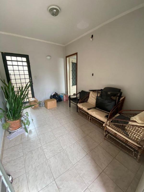 Casa Comercial para alugar, 4 quartos, sendo 1 suíte, no bairro Centro em Piracicaba - SP