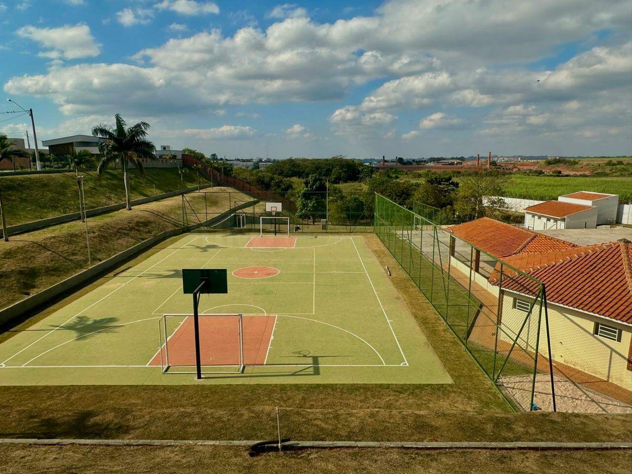 Terreno em Condomínio à venda no Novo Campestre, no bairro Campestre em Piracicaba - SP