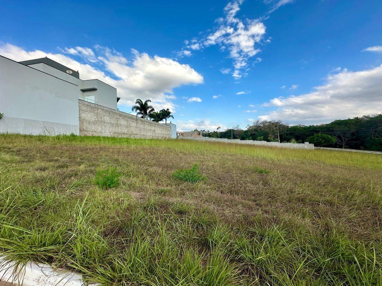 Terreno em Condomínio à venda no Park Campestre II, no bairro Campestre em Piracicaba - SP