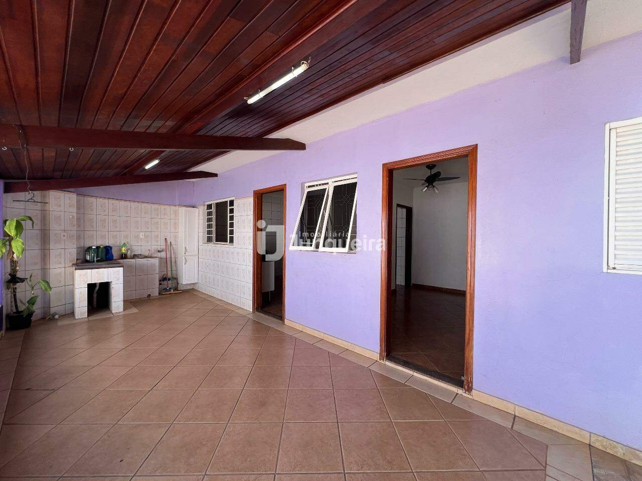 Casa para alugar, 2 quartos, 2 vagas, no bairro Jardim São Cristóvão I em Rio das Pedras - SP