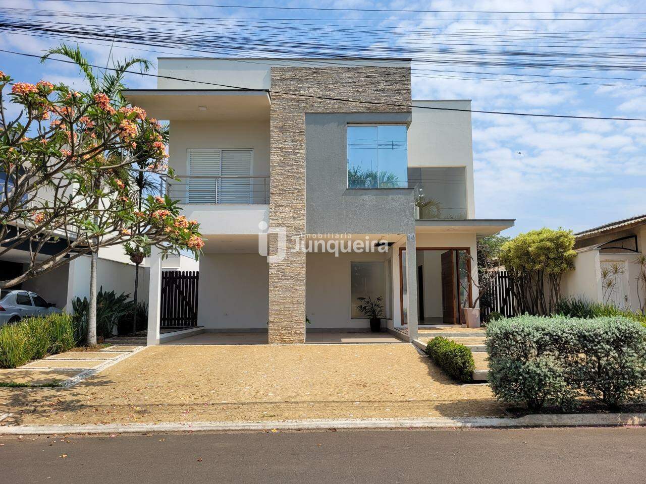 Casa em Condomínio para alugar no Parque dos Ypes , 4 quartos, sendo 4 suítes, 4 vagas, no bairro Campestre em Piracicaba - SP