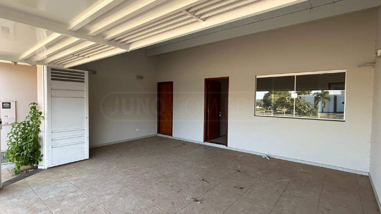 Casa para alugar, 3 quartos, sendo 1 suíte, 2 vagas, no bairro Água Branca em Piracicaba - SP