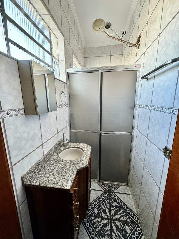 Casa à venda, 3 quartos, sendo 1 suíte, 4 vagas, no bairro Jardim Brasília em Piracicaba - SP