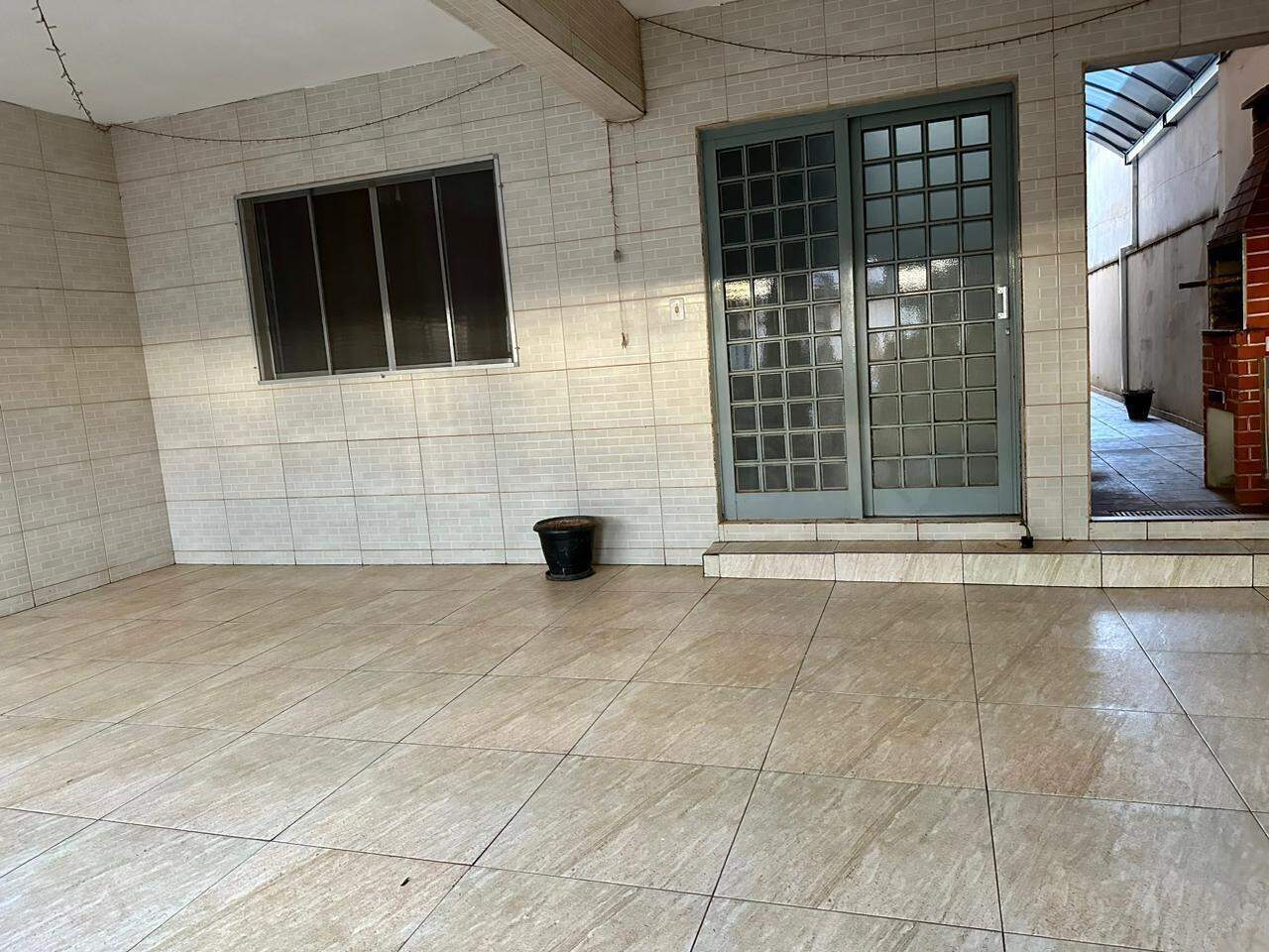 Casa à venda, 5 quartos, 2 vagas, no bairro Residencial Luiz Massud Coury em Rio das Pedras - SP